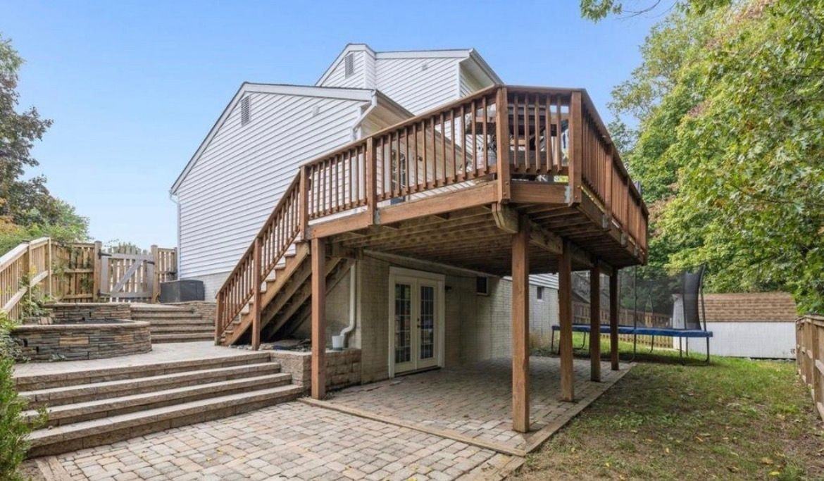 5563 Sponseller Ct - Photo 2 of 12