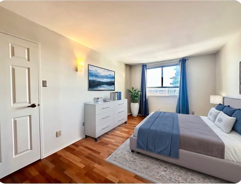 470 Laurier Ave West Unit 2005 - Photo 5 of 14