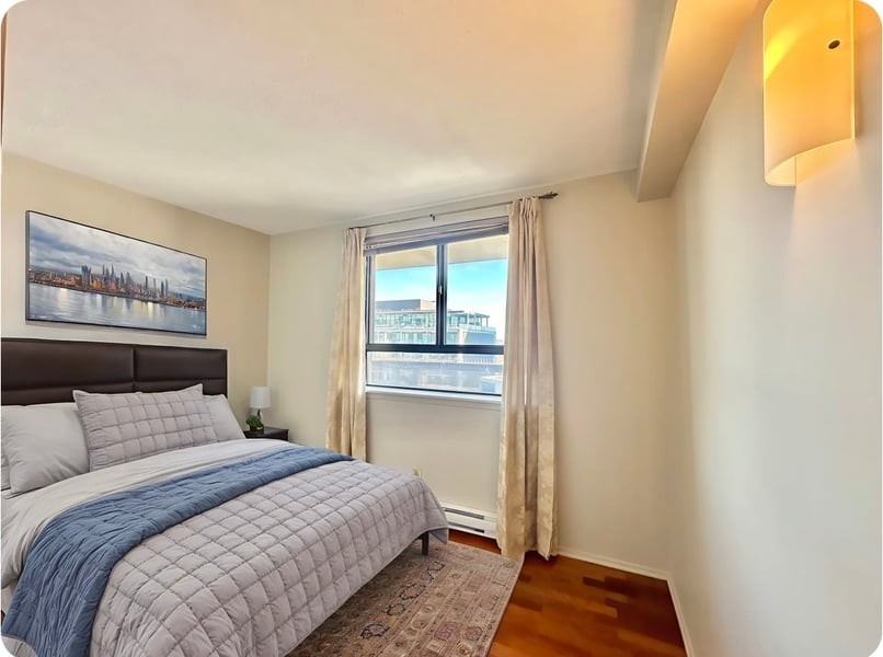 470 Laurier Ave West Unit 2005 - Photo 7 of 14