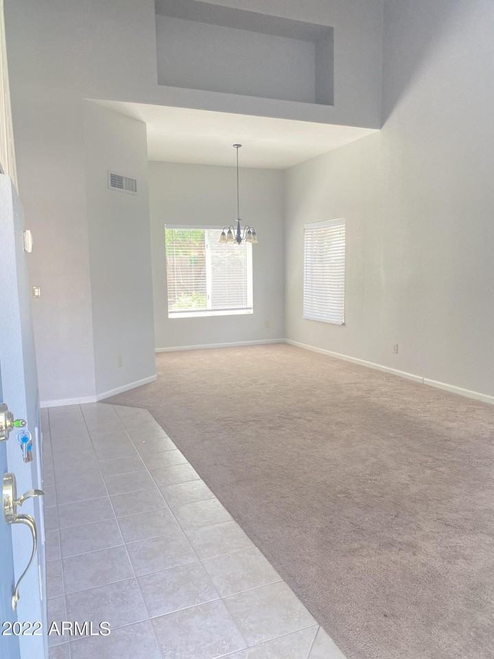 1515 E Beacon Dr - Photo 2 of 24