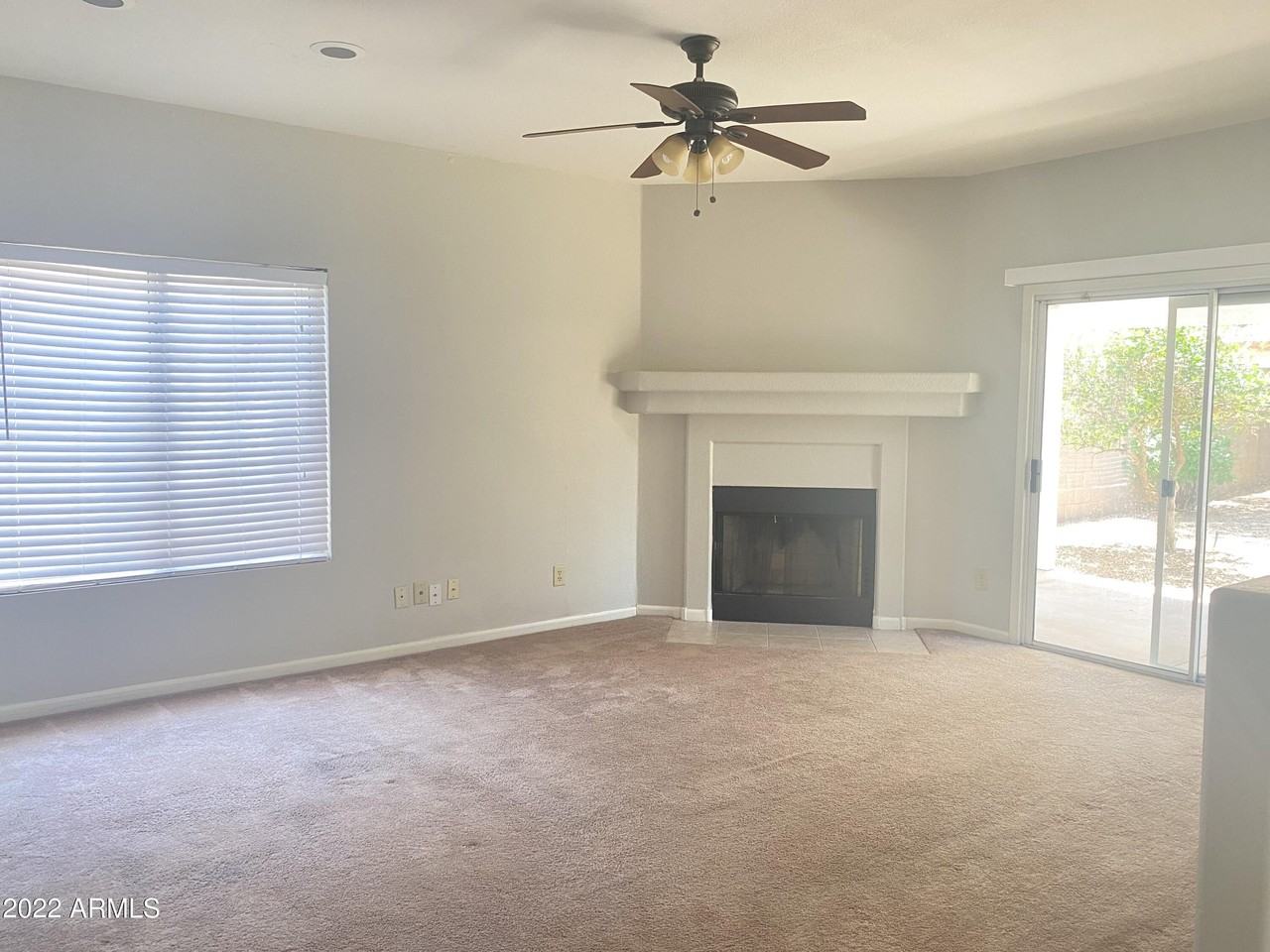 1515 E Beacon Dr - Photo 4 of 24