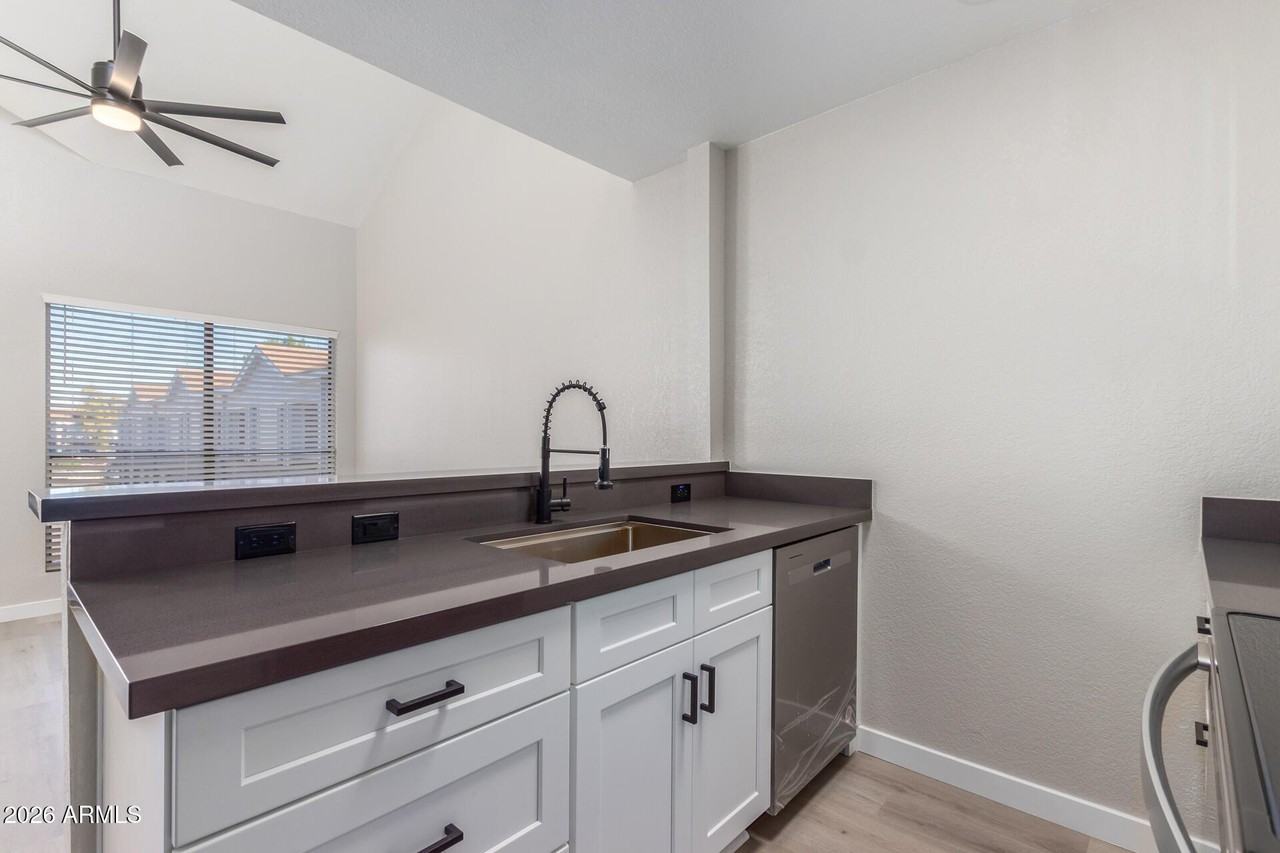 8888 N 47th Ave #212 - Photo 6 of 17