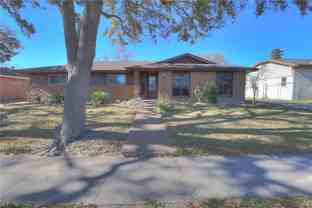 5209 Bromley Dr - Photo 1 of 1