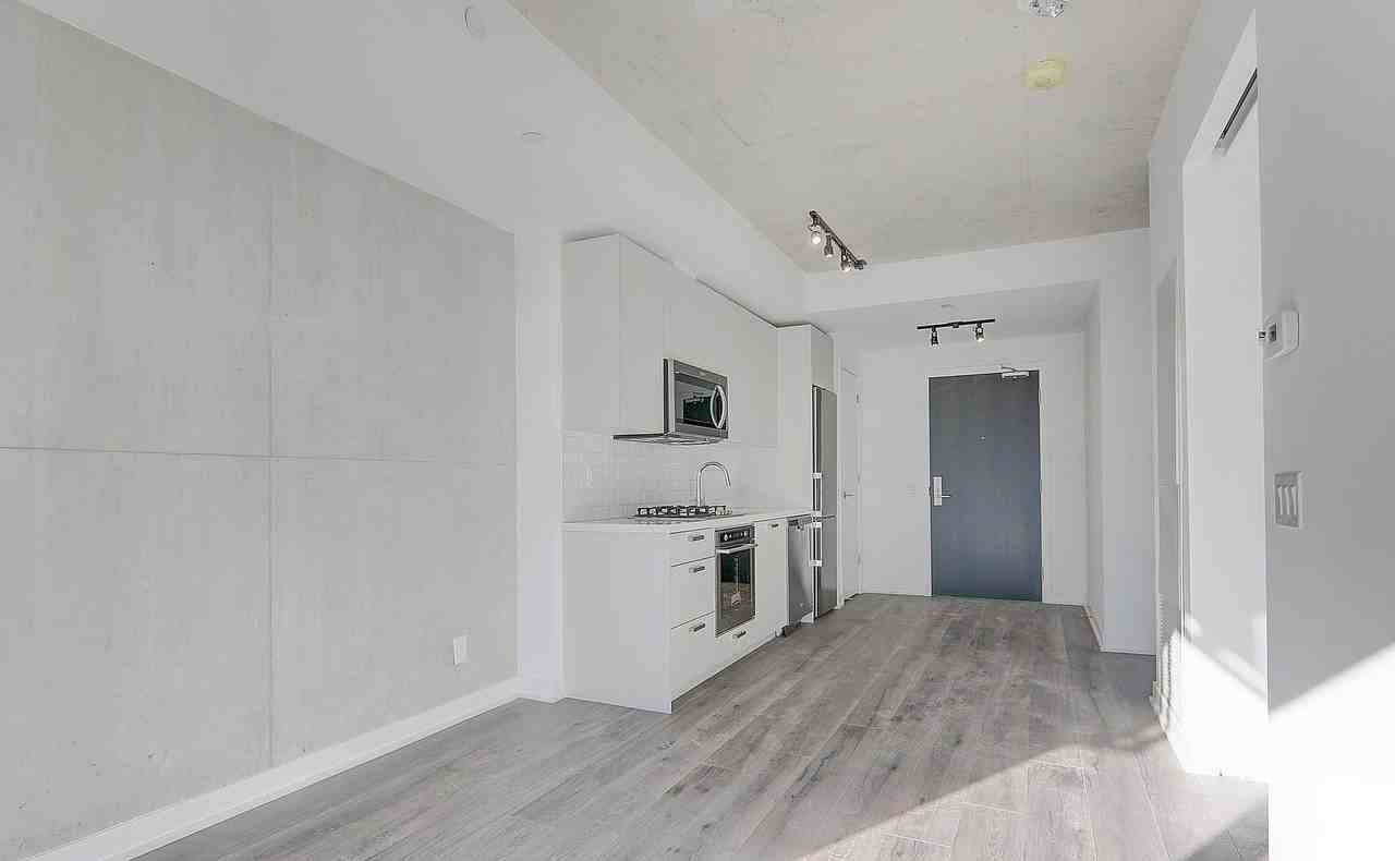 55 Ontario Street #606 - Photo 3 of 10