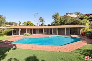 590 N Tigertail Rd - Photo 1 of 1