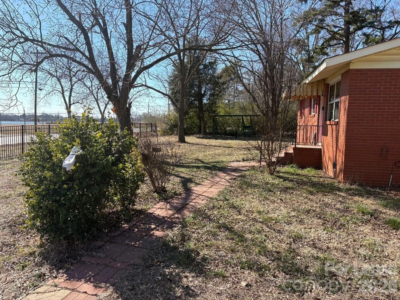 1103 Auten Rd - Photo 6 of 17