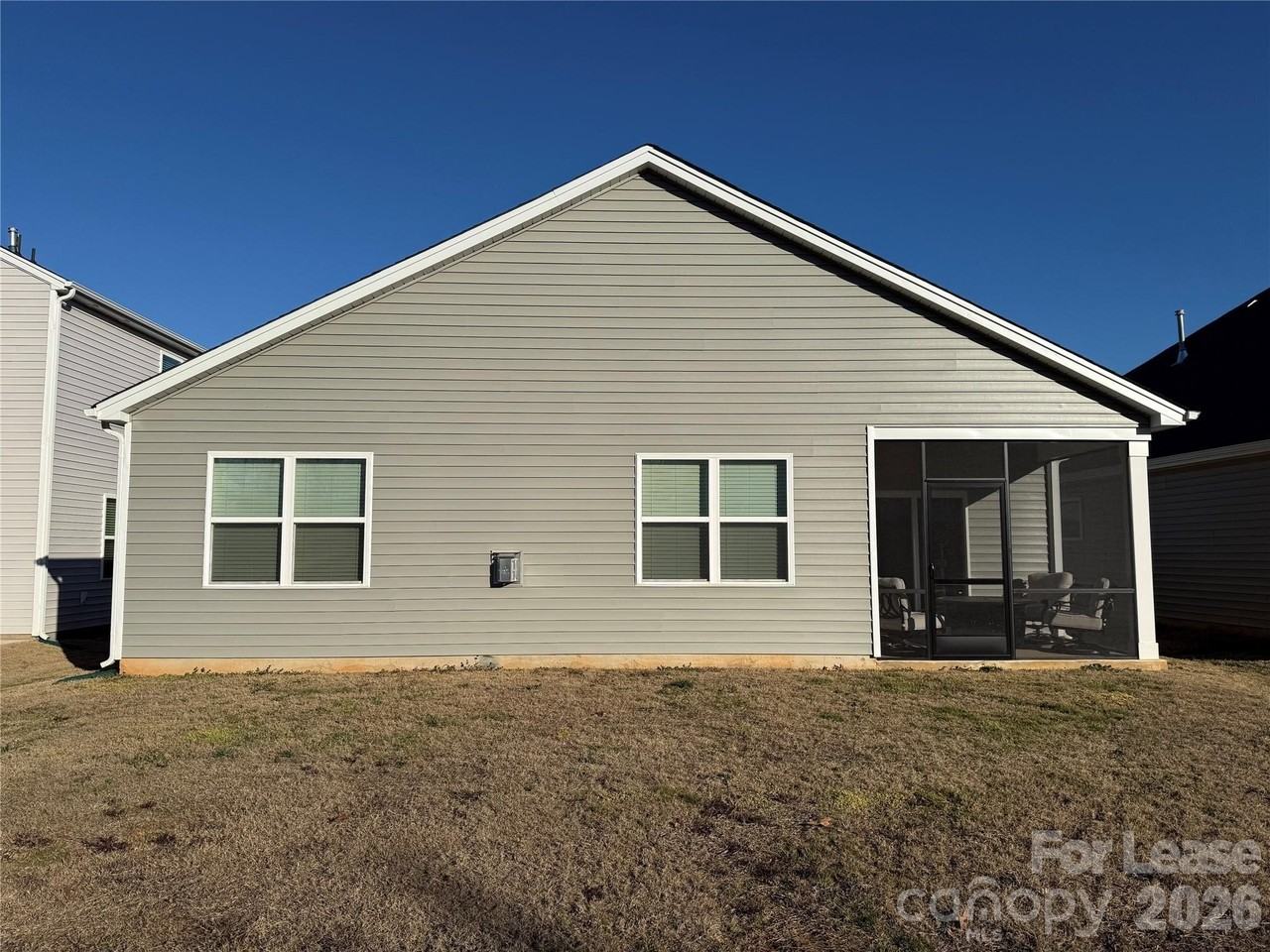 1421 6th St Ne - Photo 2 of 11