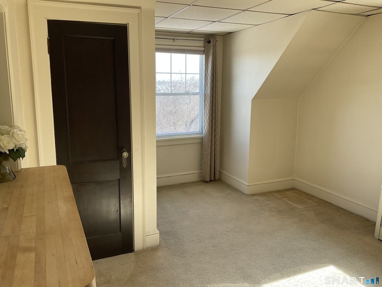 405 Mohegan Avenue Pkwy - Photo 5 of 18