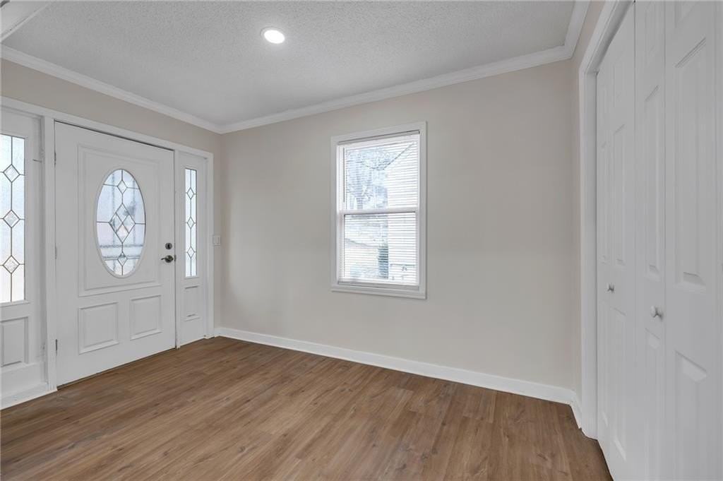 2060 Baker Rd Nw - Photo 2 of 24