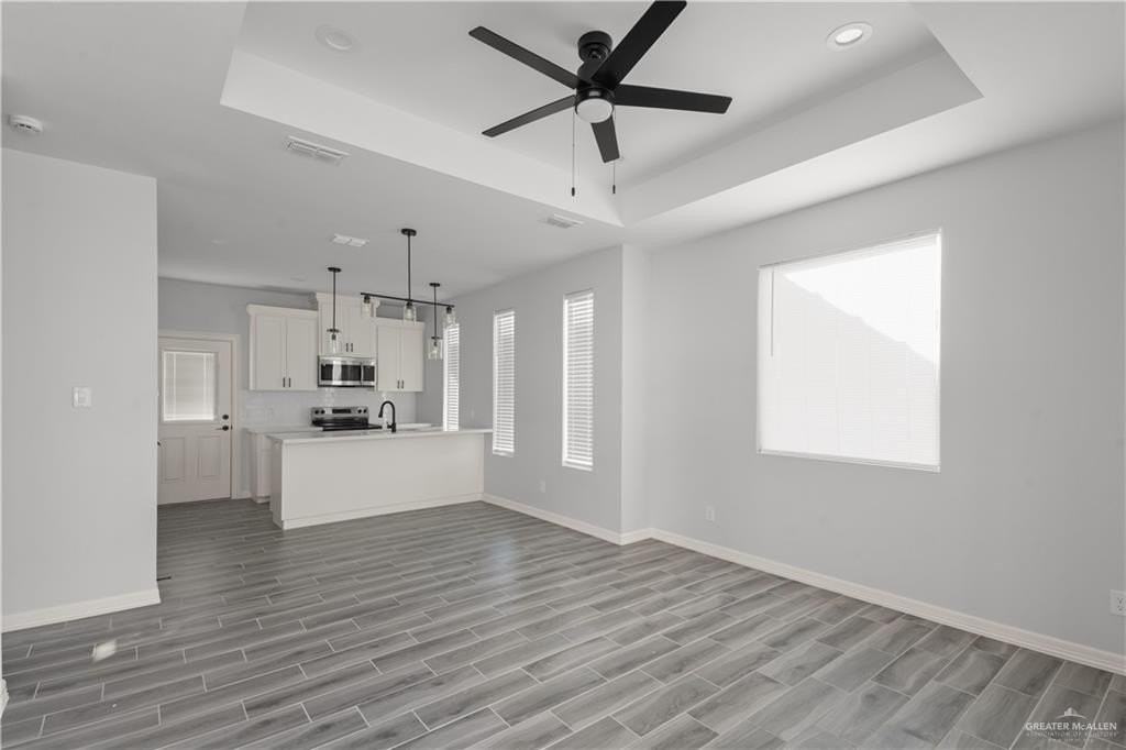 504 N Onyx Ave #1 - Photo 3 of 18