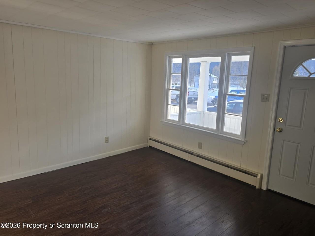 60 Italy St - Photo 2 of 17