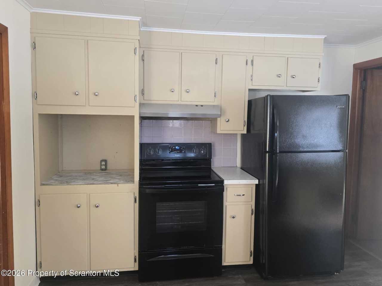 60 Italy St - Photo 6 of 17