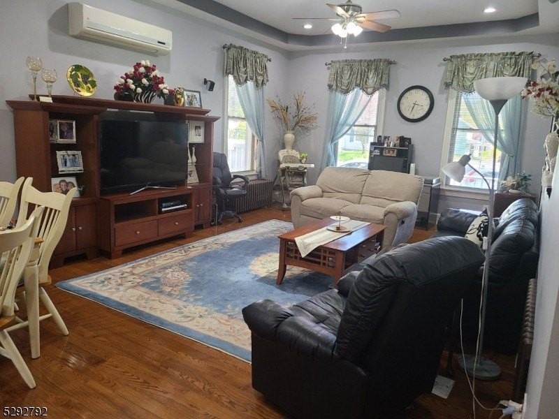 154 W Washington Ave #A - Photo 4 of 27