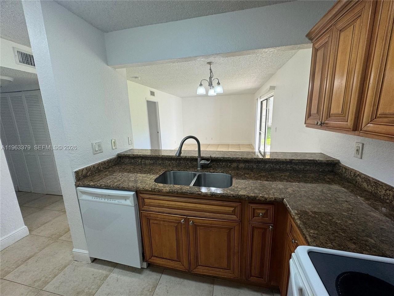 1461 Windorah Way #A - Photo 7 of 12