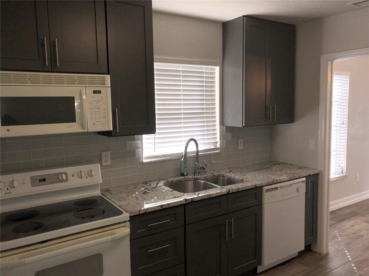 21322 Stillwater Ave - Photo 2 of 9