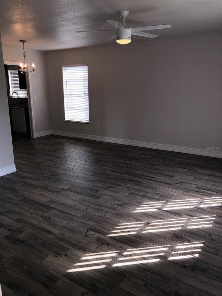 21322 Stillwater Ave - Photo 7 of 9