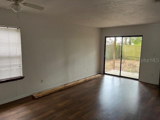 1712 Sw 67th Ter - Photo 4 of 10