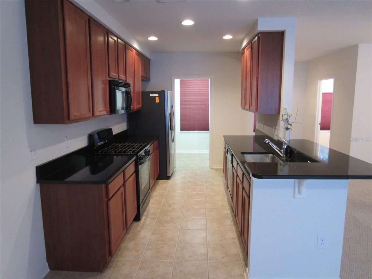 3432 Lonzalo Way - Photo 6 of 44