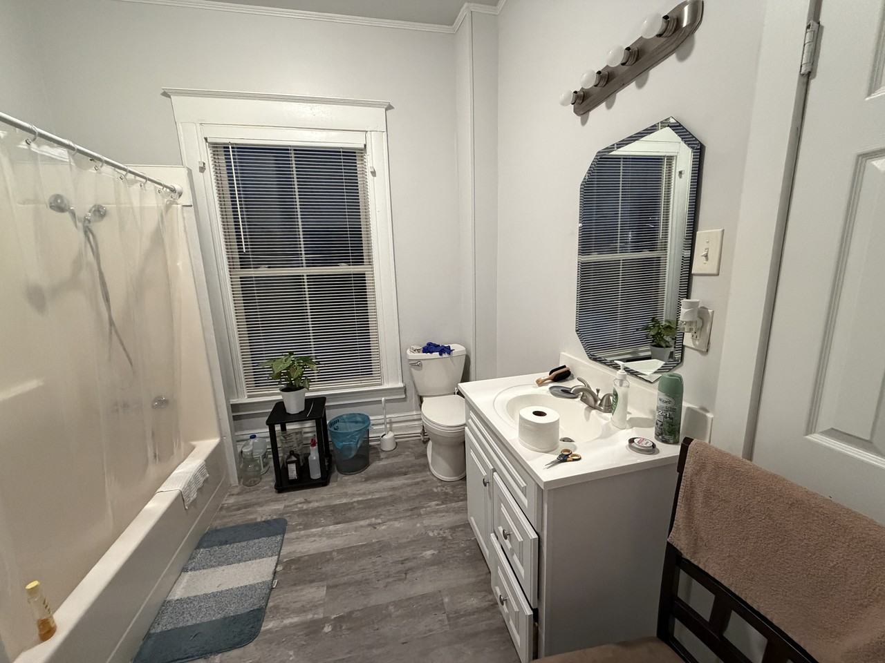 315 Park Avenue #8 - Photo 2 of 3