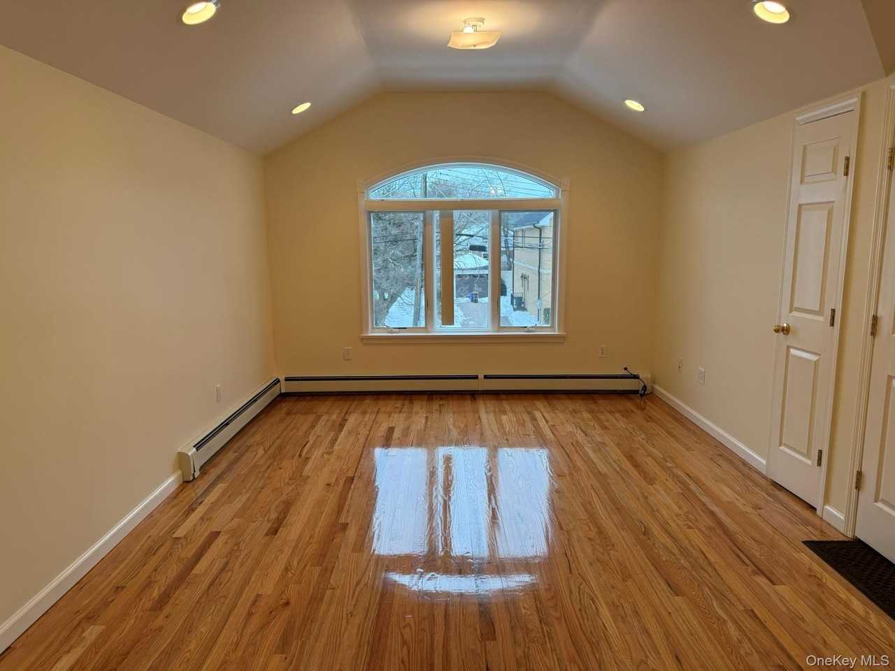 4204 218th St Unit 2 #2 - Photo 3 of 12