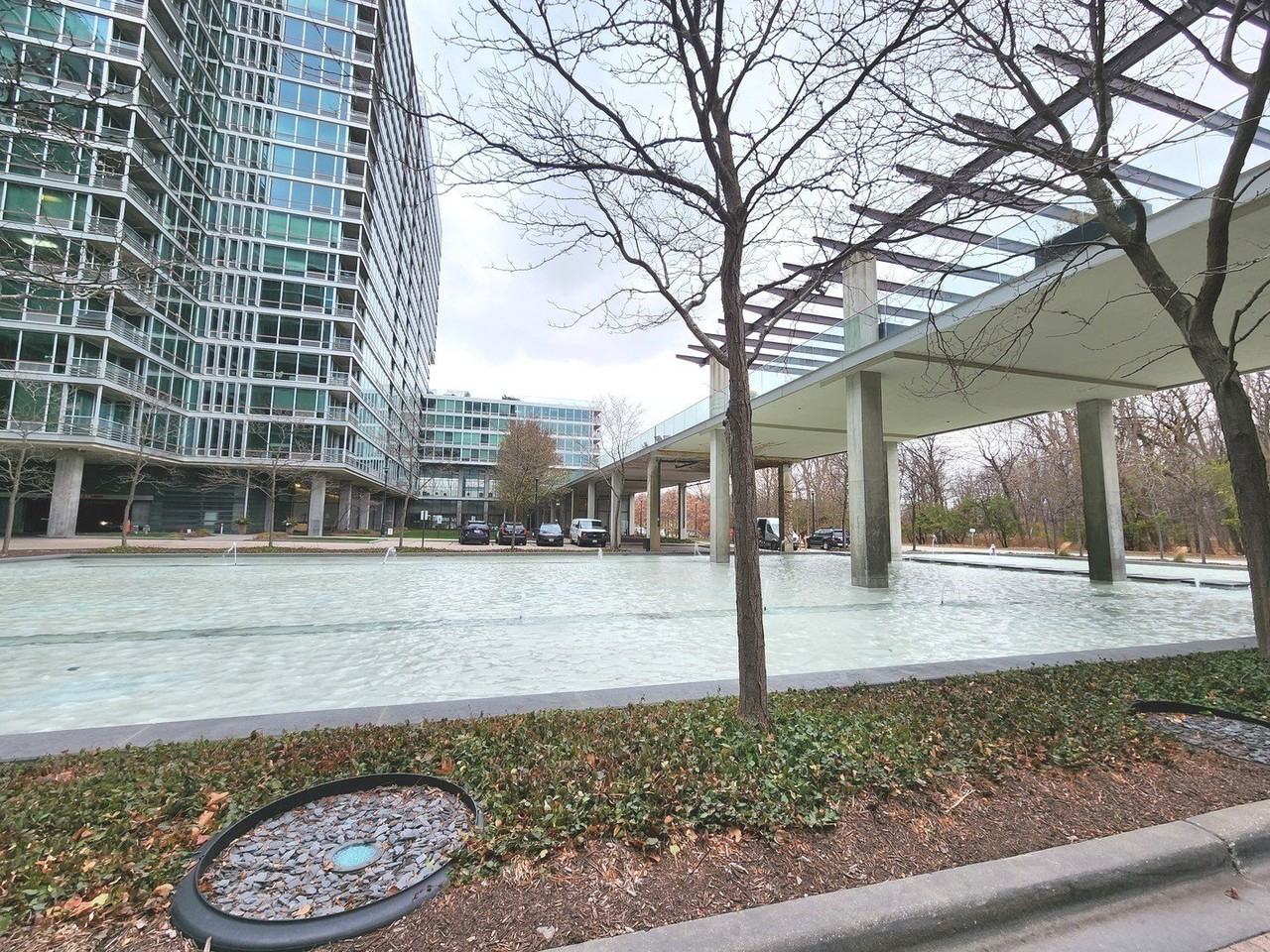 9655 Woods Dr Unit 512 #512 - Photo 2 of 44