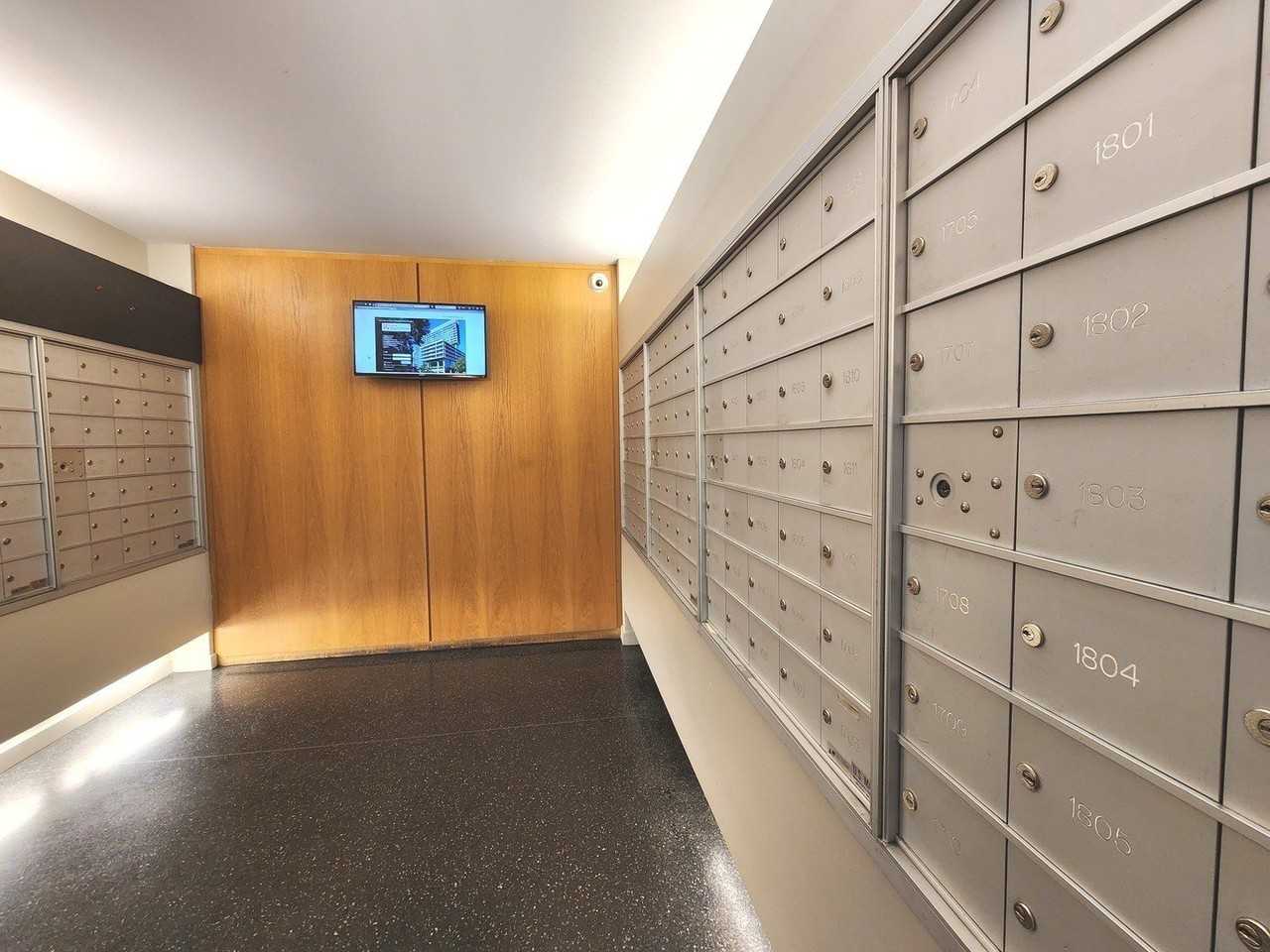 9655 Woods Dr Unit 512 #512 - Photo 6 of 44