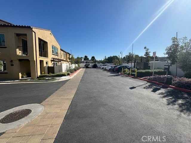 2353 Village Ct - Photo 5 of 15