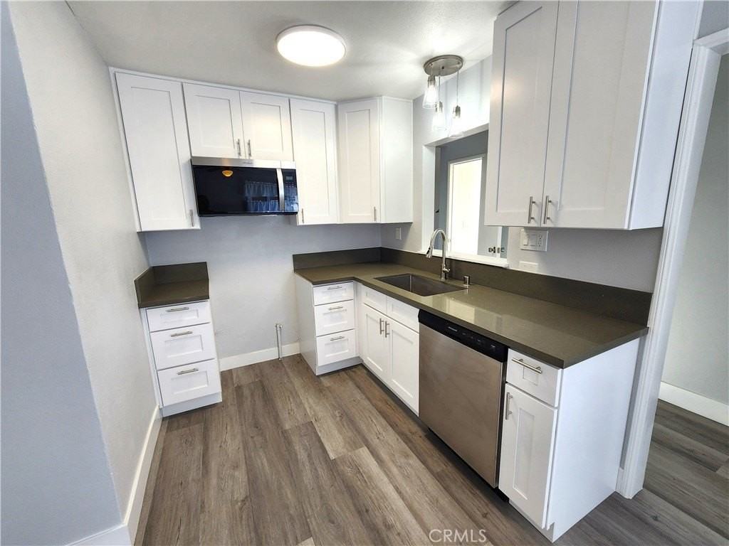 9448 Rendalia St - Photo 4 of 15