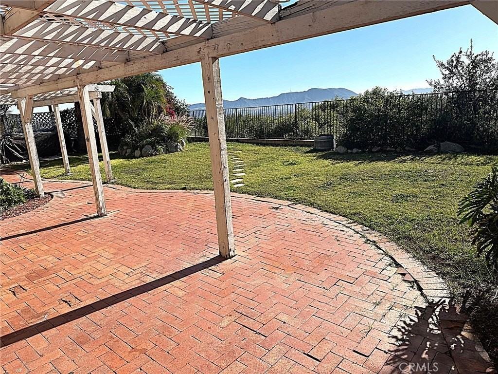 3033 Amigos Dr - Photo 7 of 7