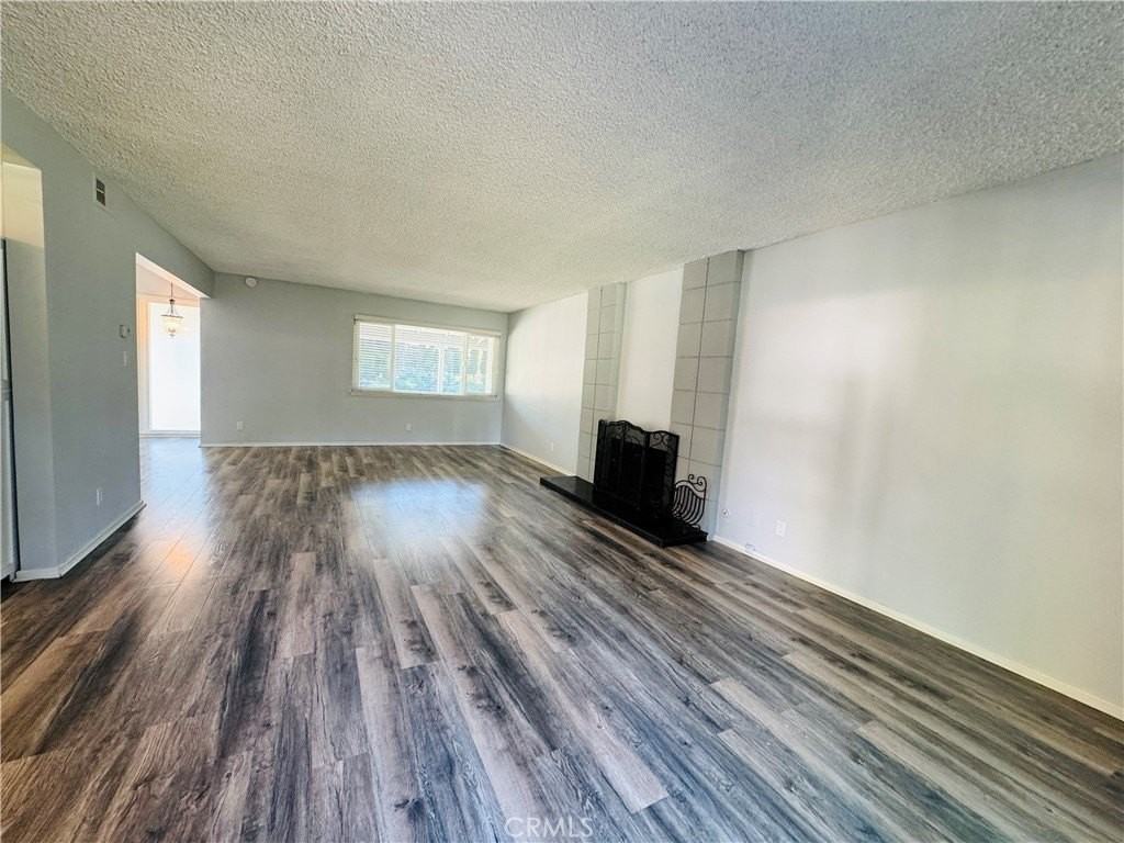 16737 Pineridge Dr - Photo 5 of 46