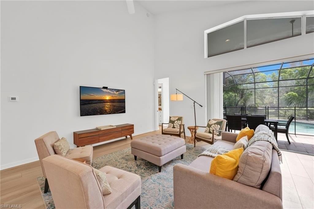 8924 Ventura Way - Photo 7 of 42