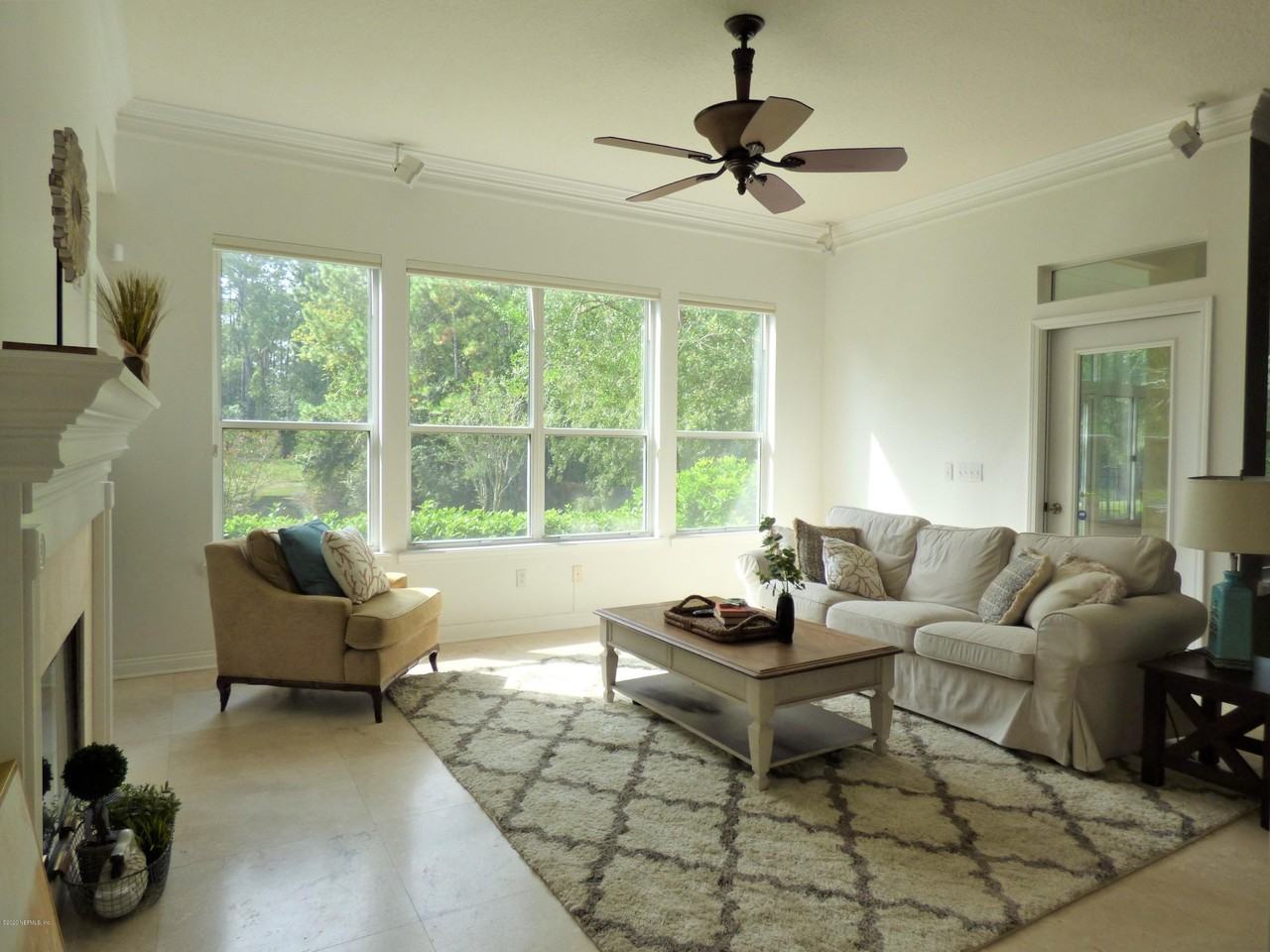 12930 Biggin Church Rd S - Photo 6 of 22