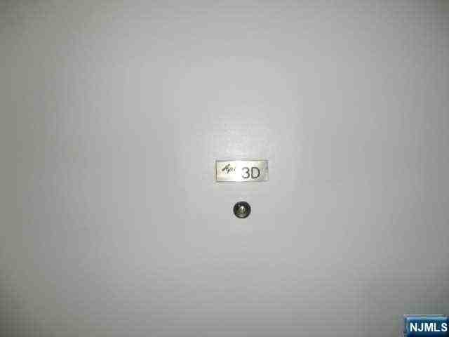 9 Columbia Ter Apt 3d - Photo 4 of 22