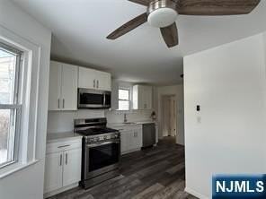 40 Hickory Ave - Photo 3 of 12