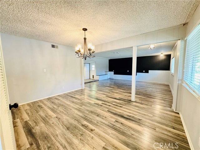 16737 Pineridge Dr - Photo 3 of 8