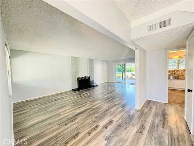 16737 Pineridge Dr - Photo 7 of 8