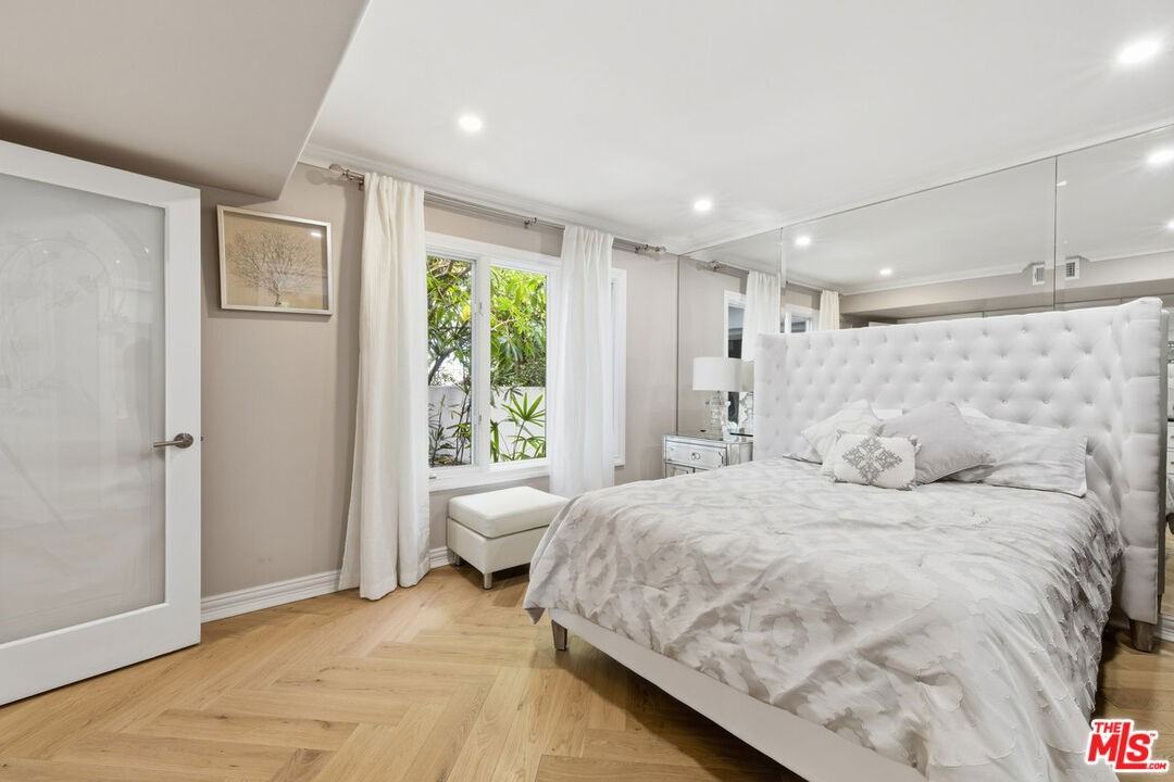 24366 La Masina Ct - Photo 5 of 8