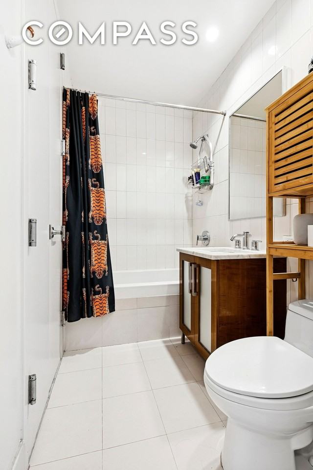 78 Roebling St #2B - Photo 6 of 6