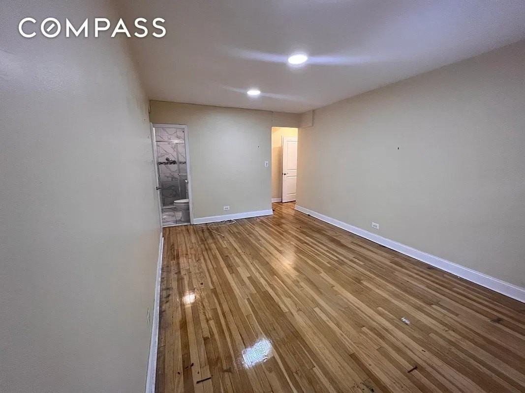 1801 Dorchester Rd #2E - Photo 4 of 5