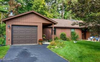 24 Thimbleberry Rd - Photo 1 of 1