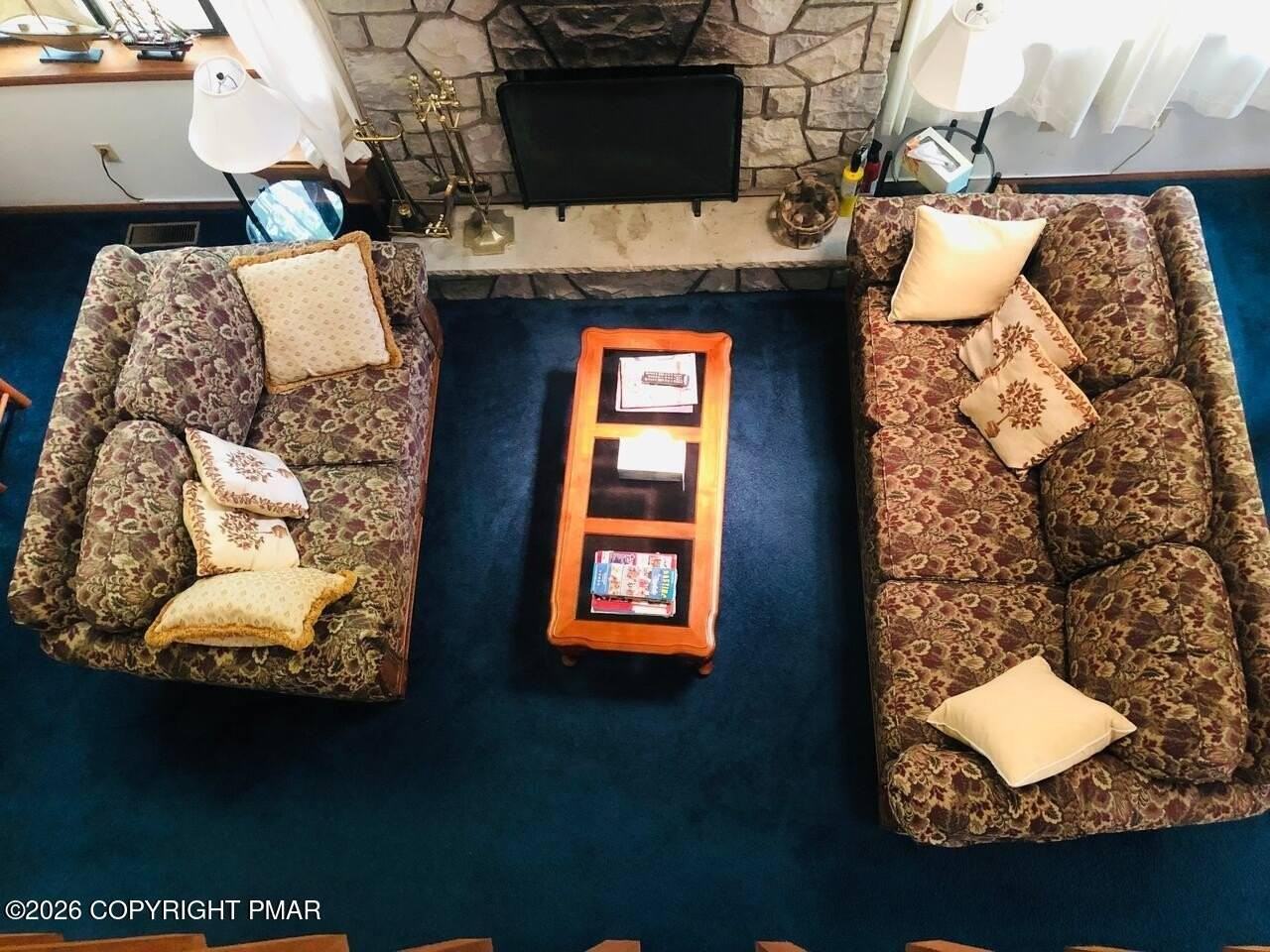 256 Julian Ter - Photo 5 of 13