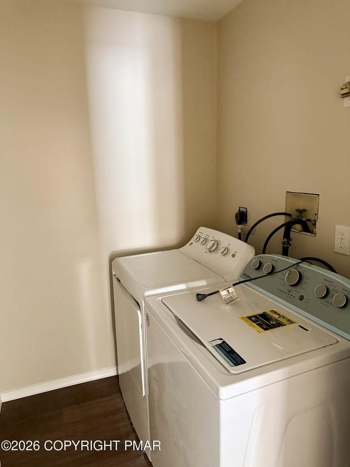 1896 Pinecrest Ct - Photo 6 of 21