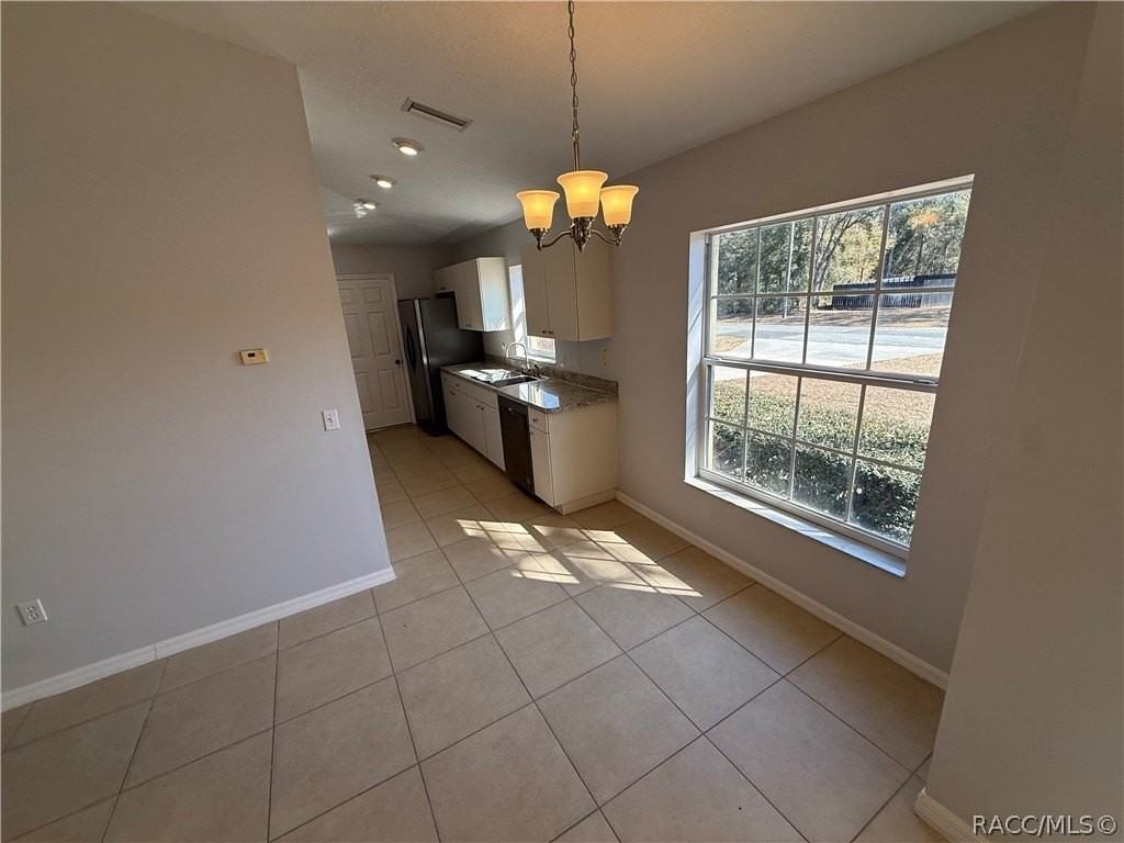 9612 N Jackson Way - Photo 5 of 24