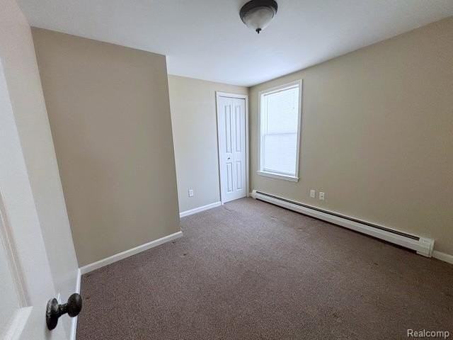 4675 Lakeborn Dr - Photo 7 of 15