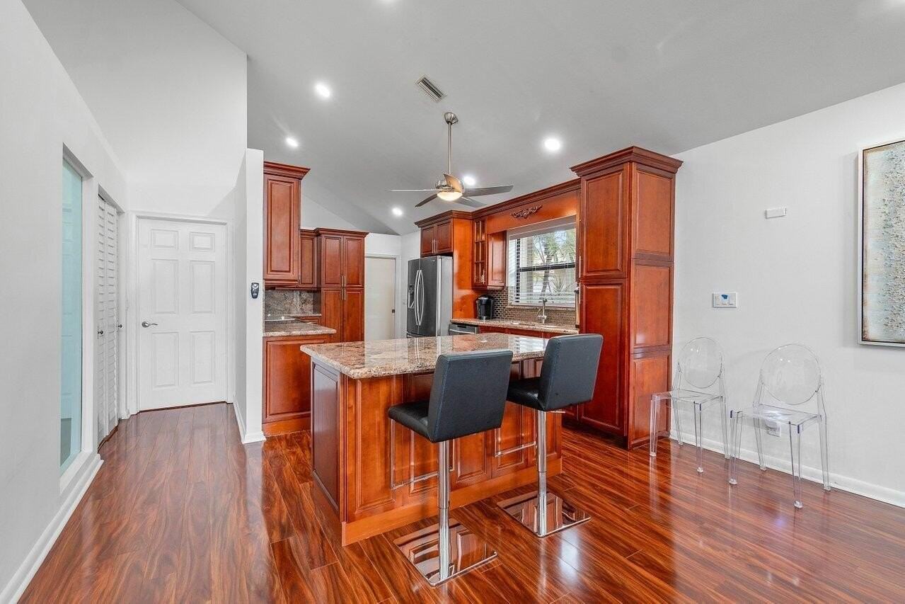 5236 Via De Amalfi Dr - Photo 5 of 24