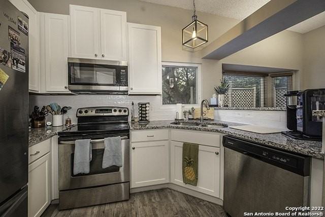 16807 Cedar Tree Way - Photo 3 of 30