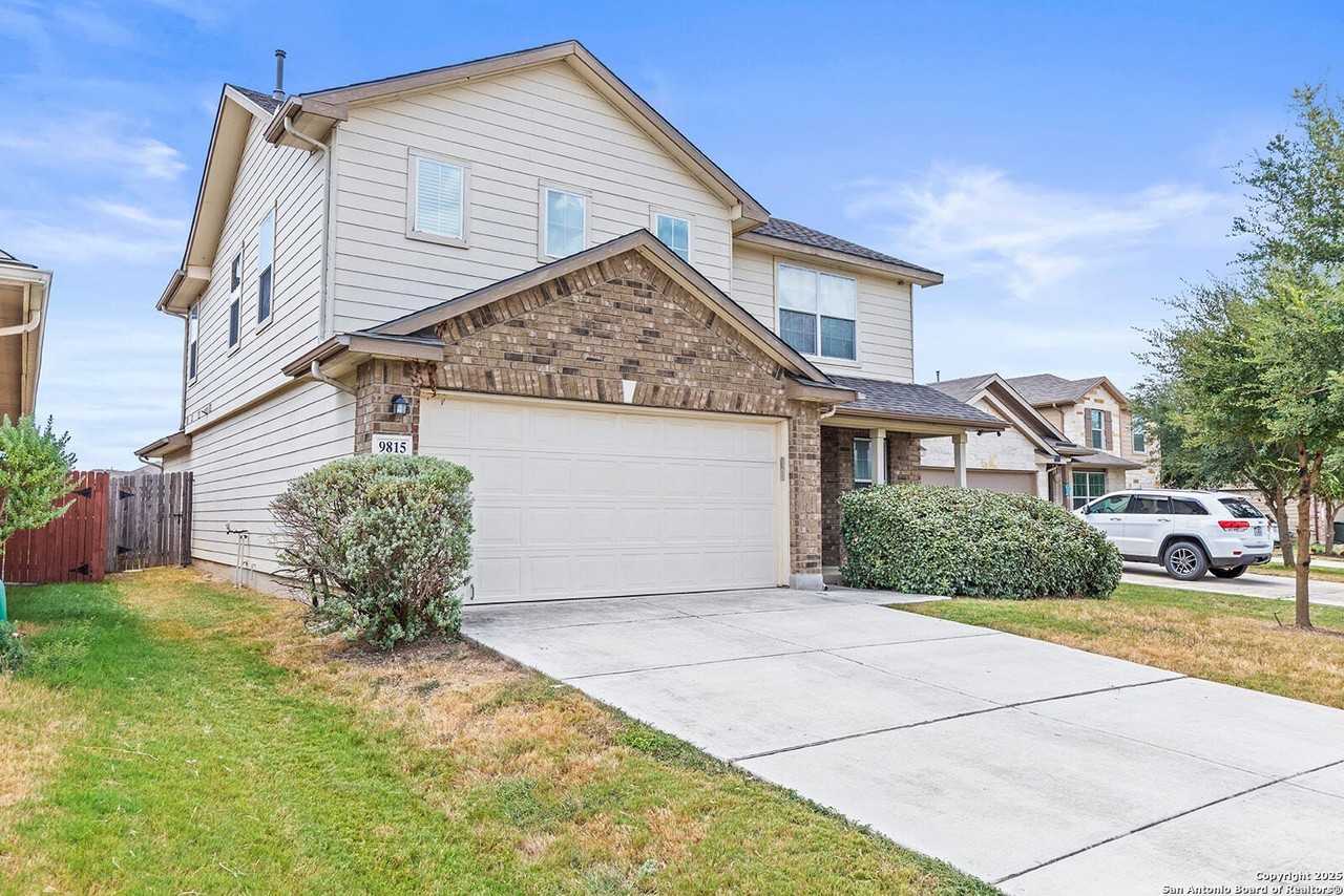 9815 Selestat Pt - Photo 3 of 39