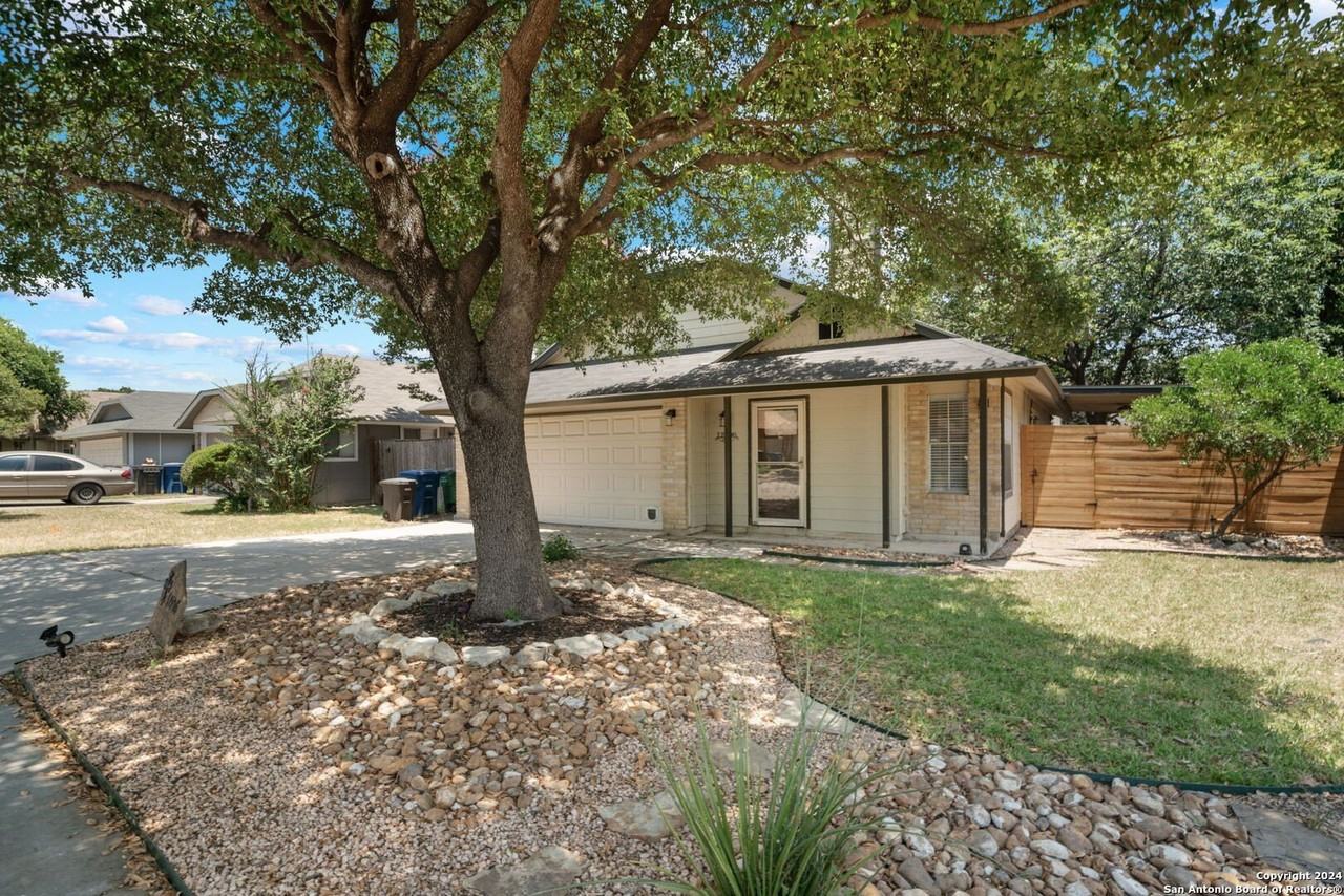 12106 Ridge Ct - Photo 6 of 25