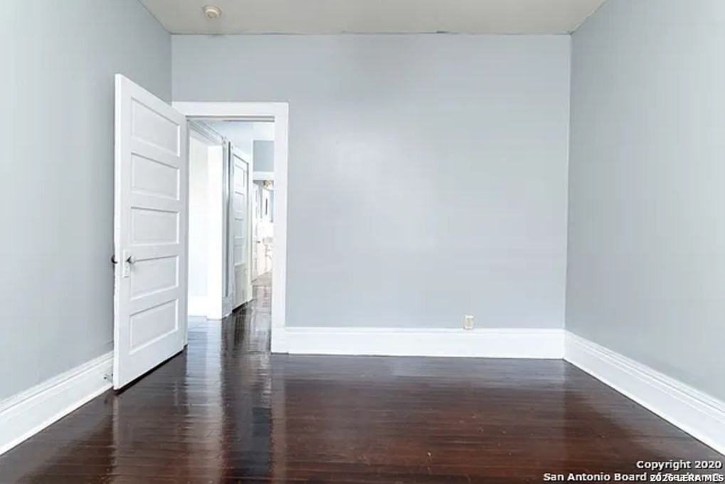 208 E Arsenal Unit 1 #1 - Photo 3 of 12