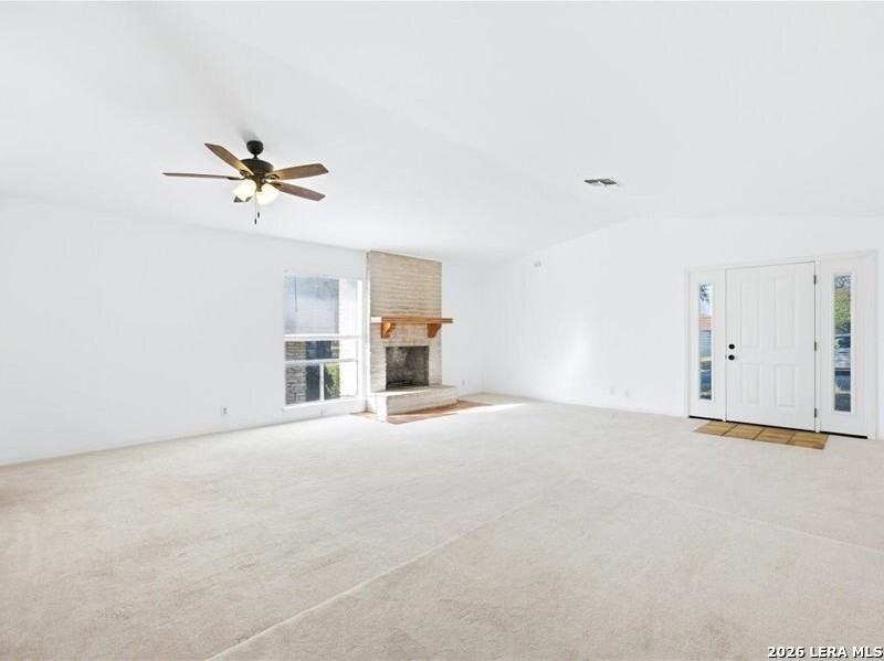 204 Regal Oaks Dr - Photo 4 of 28